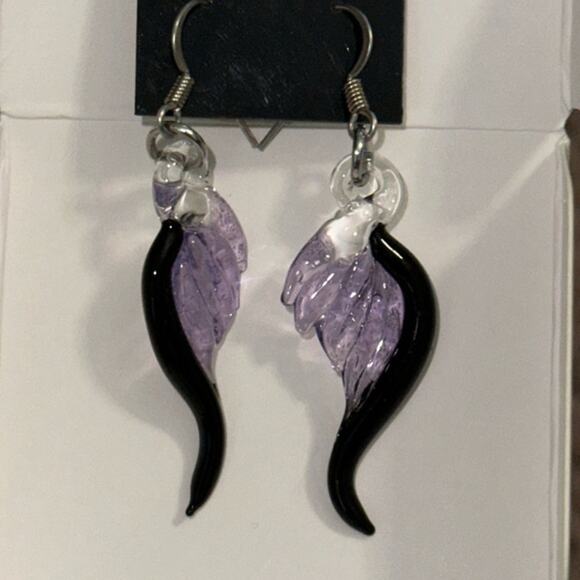 Black and Purple Glass Wing Earrings Unique Hand-shaped Torchwork - Picture 1 of 3